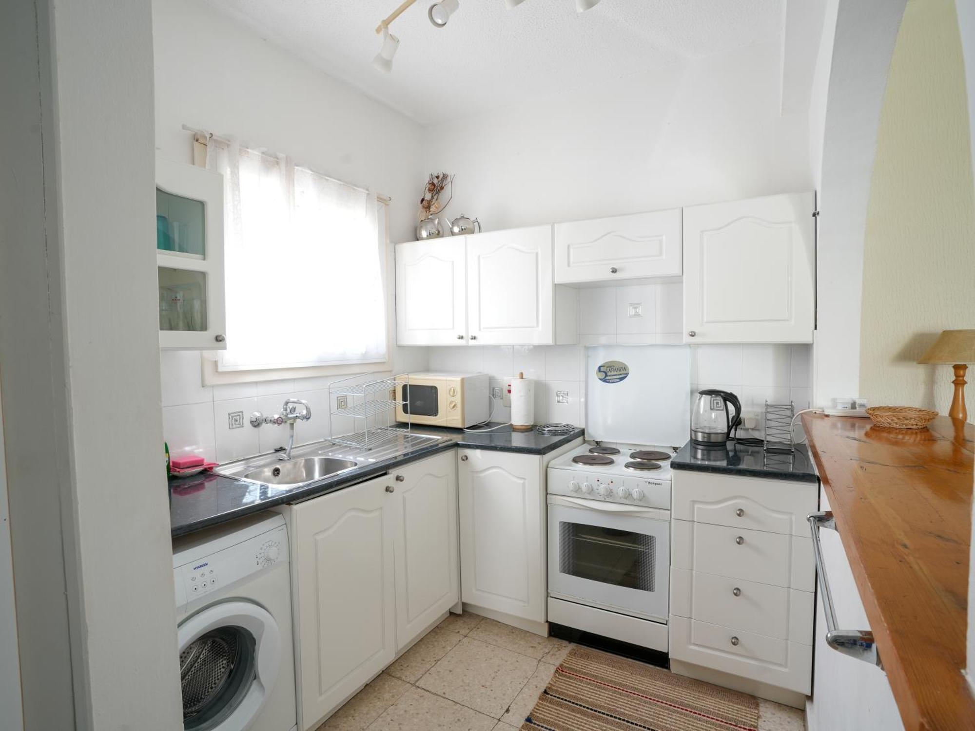Resitour - Paphos Gardens Apartment Bagian luar foto